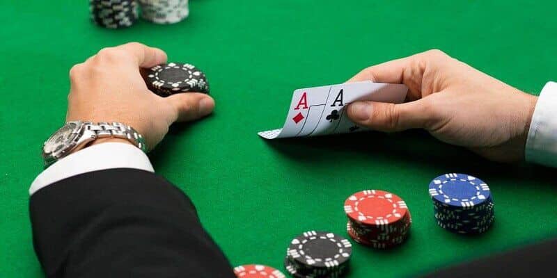 Hướng dẫn cách chơi xì tố đơn giản và dễ dàng